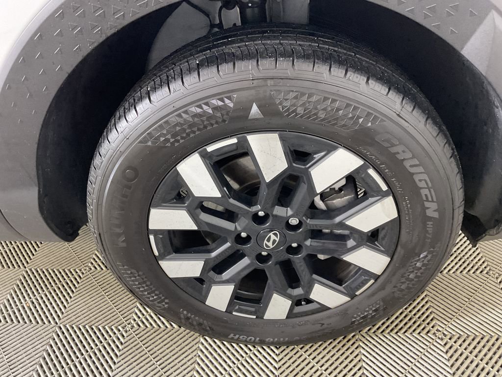 Used 2025 Hyundai Santa Cruz SEL image 11