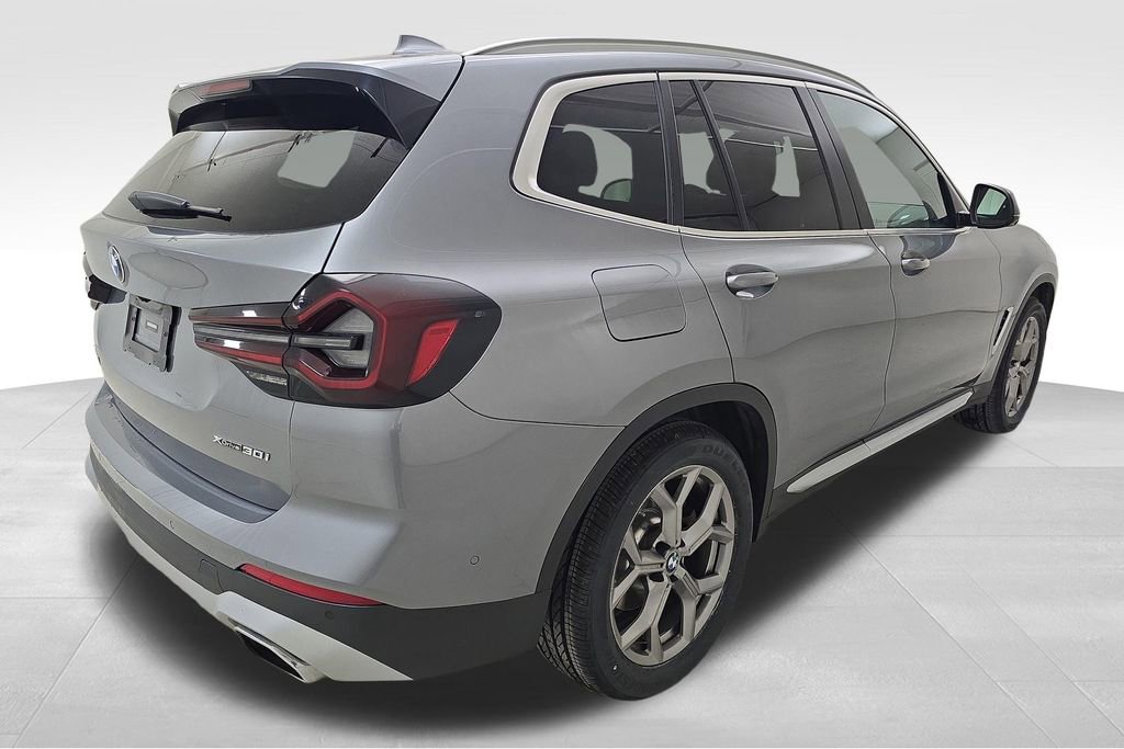 Certified 2023 BMW X3 xDrive30i w/ Premium Package image 9