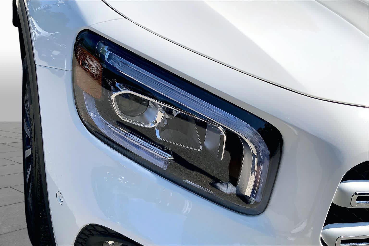Certified 2022 Mercedes-Benz GLB 250 4MATIC image 27