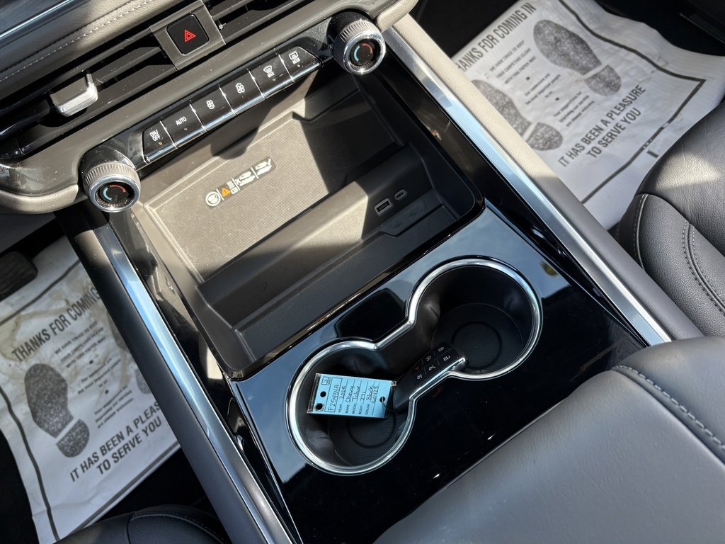 Used 2025 Chevrolet Tahoe Z71 w/ Z71 Off-Road Package image 31