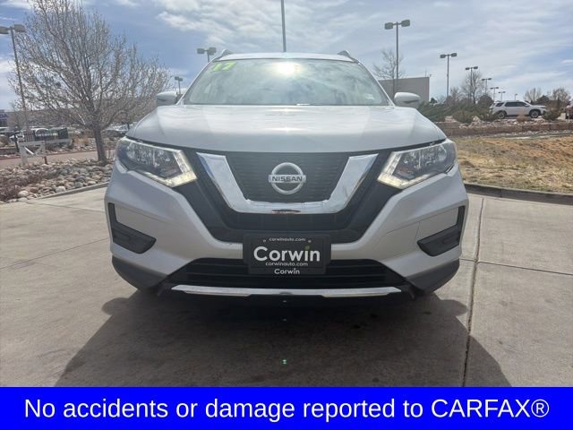 Used 2017 Nissan Rogue SV video 2