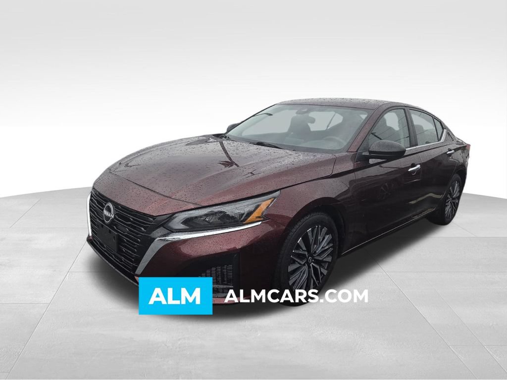 Used 2025 Nissan Altima 2.5 SV