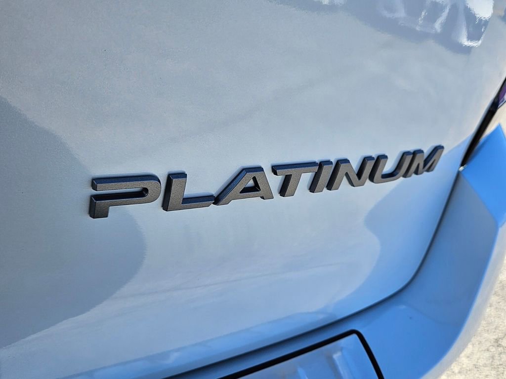 New 2026 Nissan Armada Platinum image 10