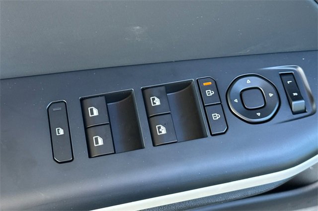 New 2025 Kia K4 GT-Line image 13
