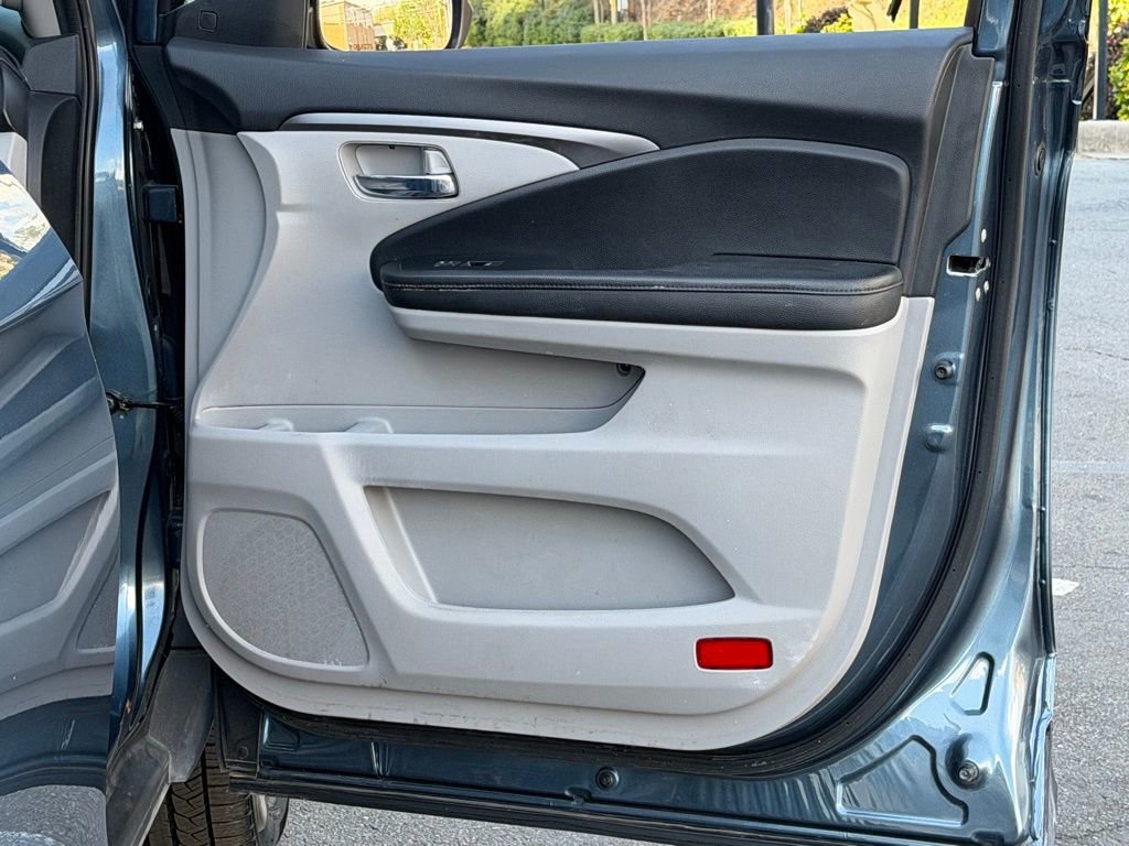 Used 2022 Honda Pilot Special Edition image 36