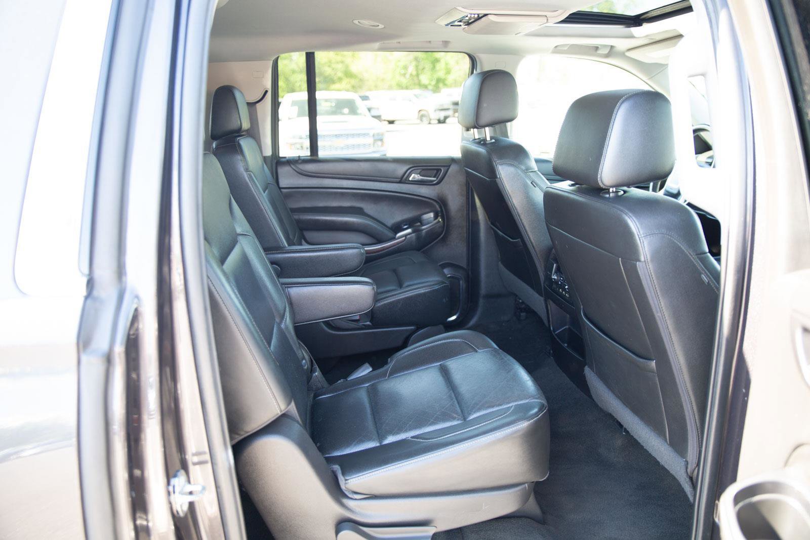 Used 2018 GMC Yukon XL SLT w/ Premium Edition AWD/4WD image 24