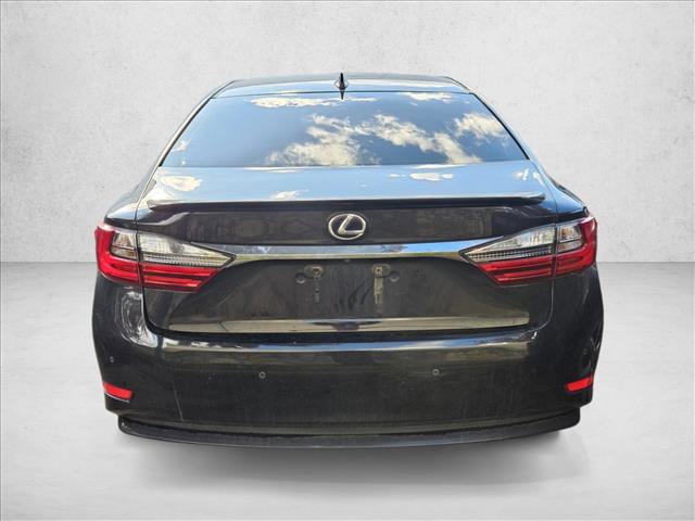 Used 2016 Lexus ES 300h w/ Premium Package w/Wood Trim image 7