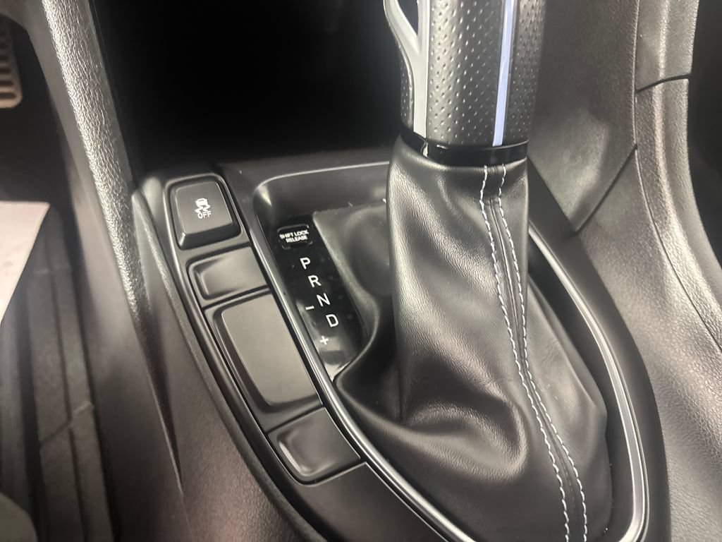 Used 2022 Hyundai Veloster N FWD image 18