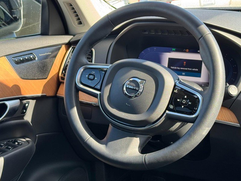 Certified 2024 Volvo XC90 B6 Plus w/ Protection Package Premier image 13