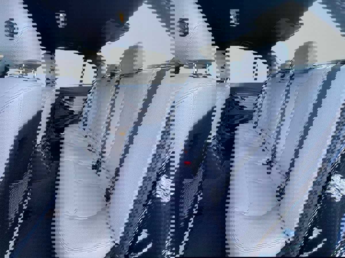 Used 2013 BMW 335i Sedan image 15