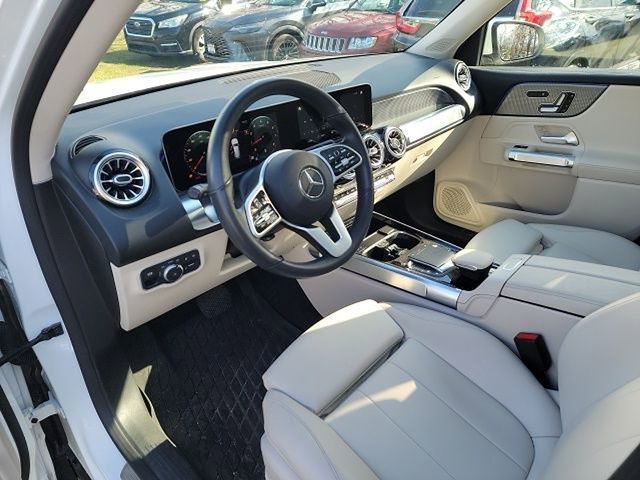 Used 2021 Mercedes-Benz GLB 250 4MATIC image 8