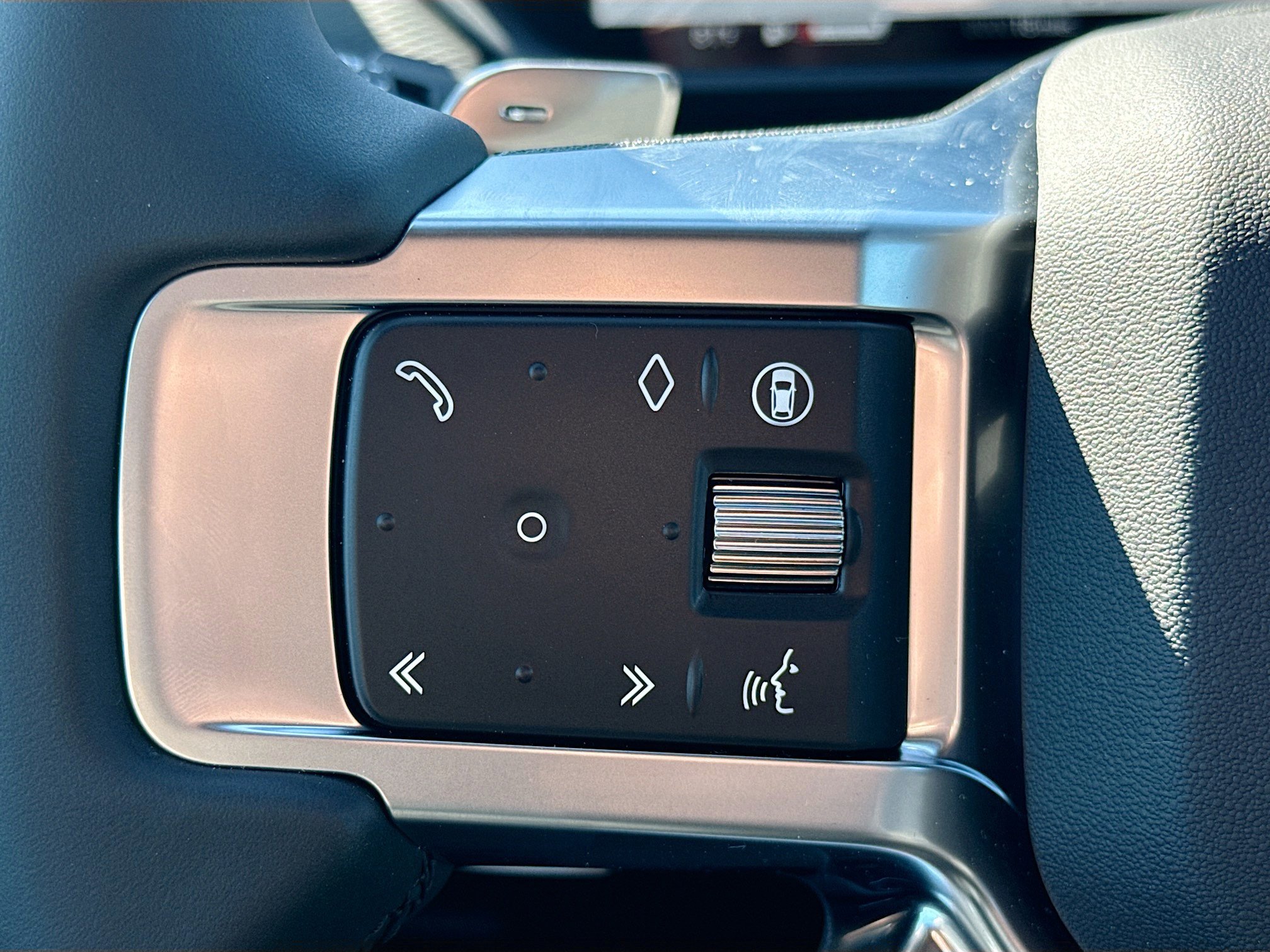 New 2026 Land Rover Discovery Dynamic SE AWD/4WD image 39