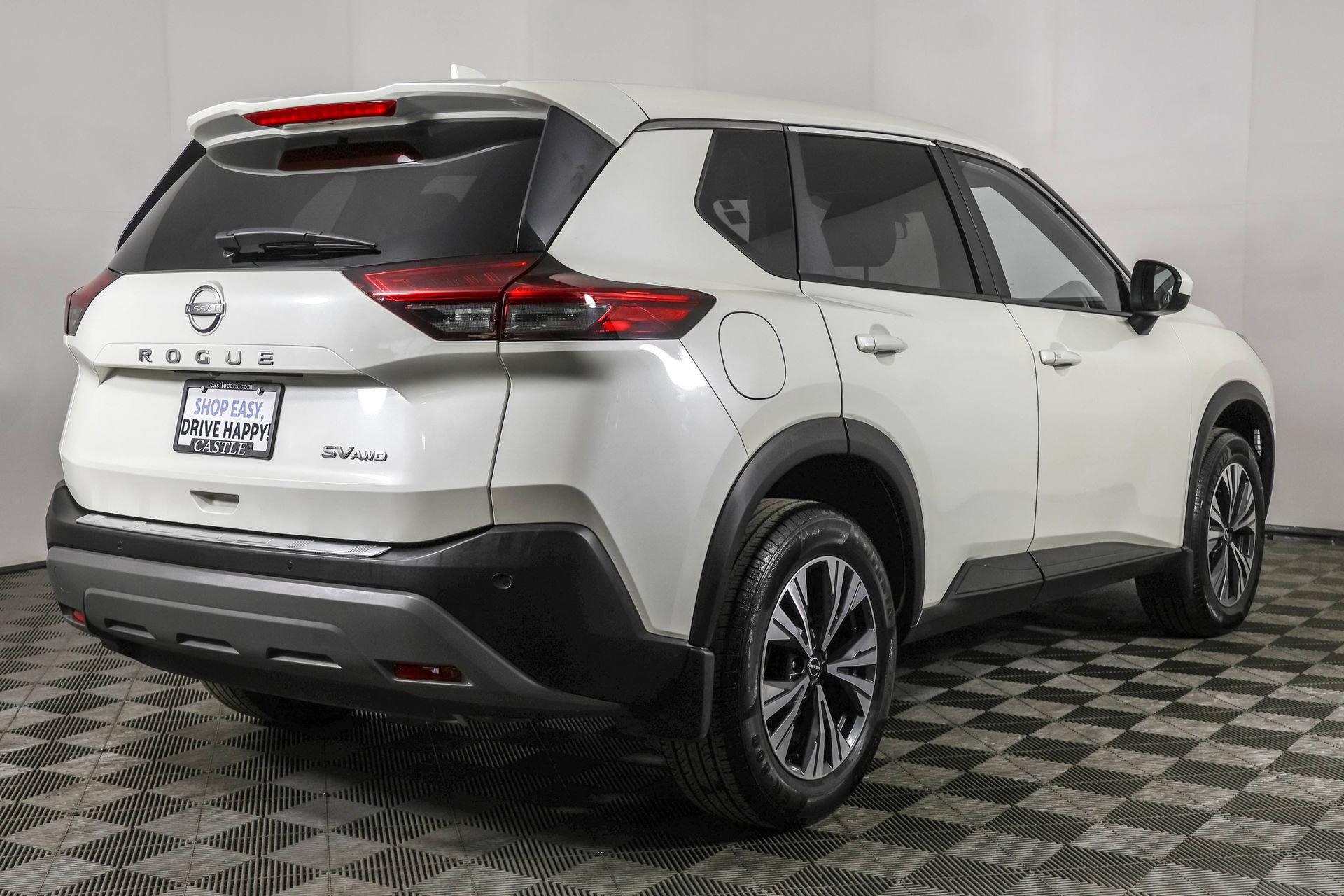 Used 2023 Nissan Rogue SV image 14