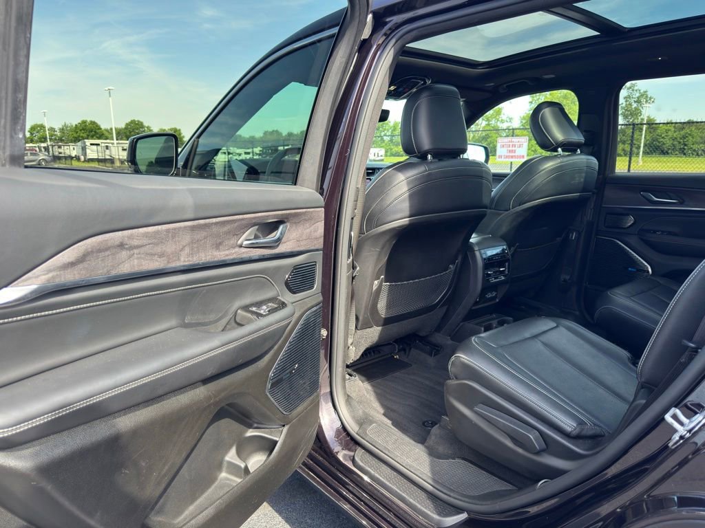 Used 2022 Jeep Grand Cherokee L Overland AWD/4WD image 45