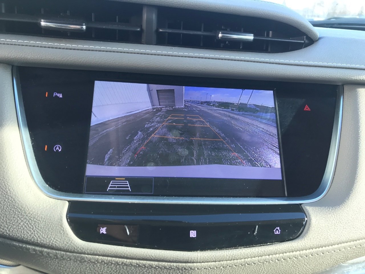 Used 2020 Cadillac XT5 Premium Luxury image 16