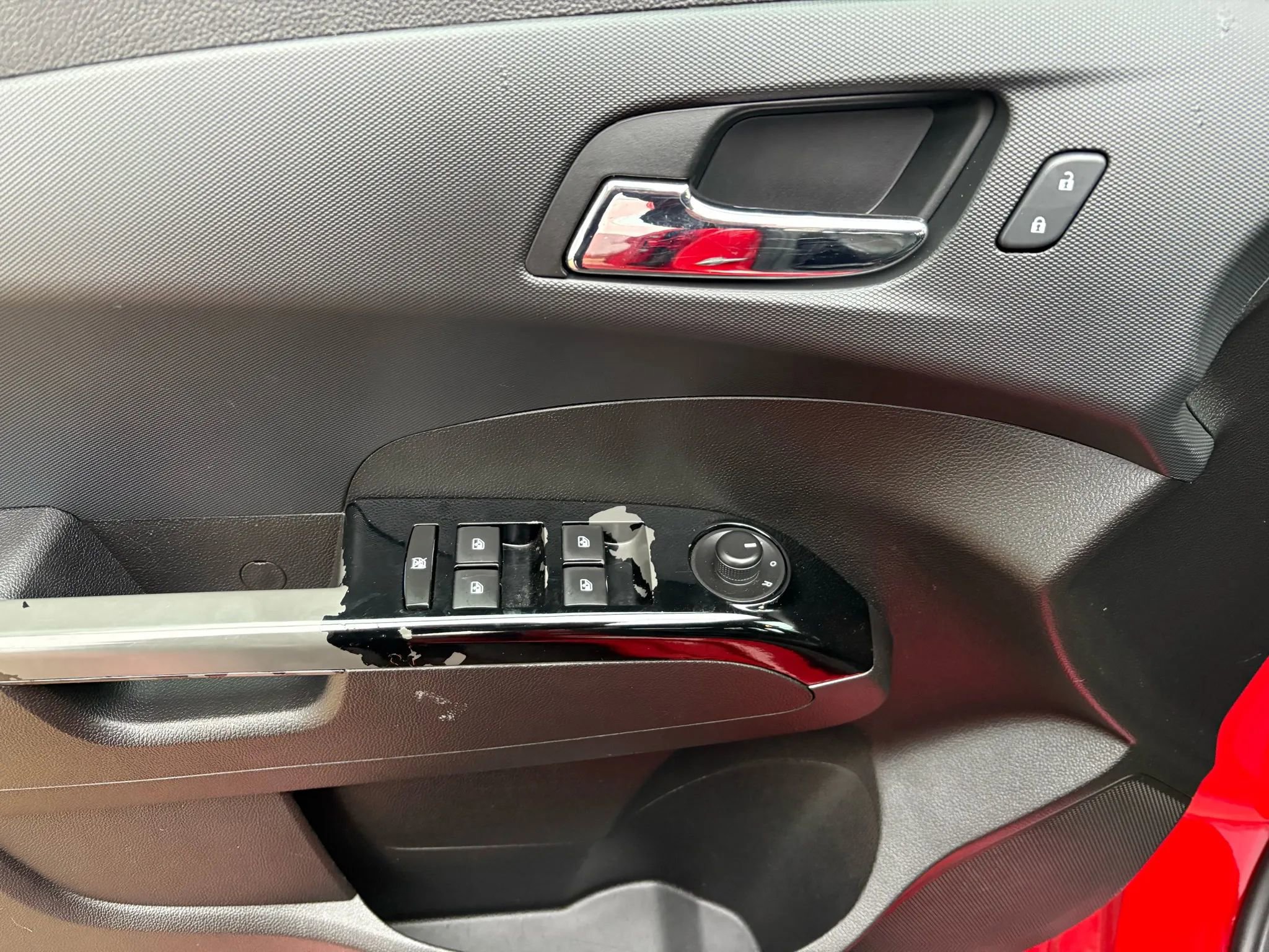 Used 2016 Chevrolet Sonic RS image 10