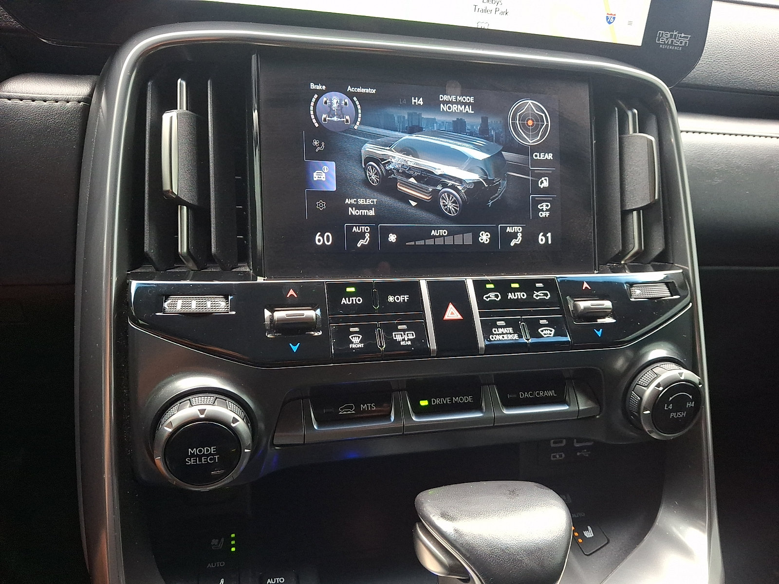 Used 2024 Lexus LX 600 4WD w/ Appearance Package image 14