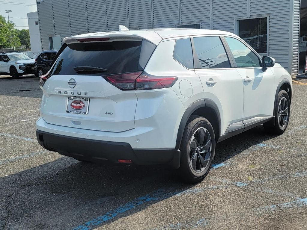 New 2026 Nissan Rogue SV AWD/4WD image 9