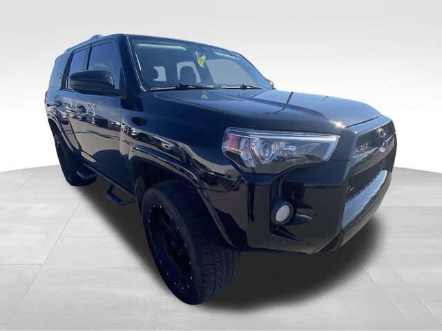 Used 2016 Toyota 4Runner SR5 RWD image 14