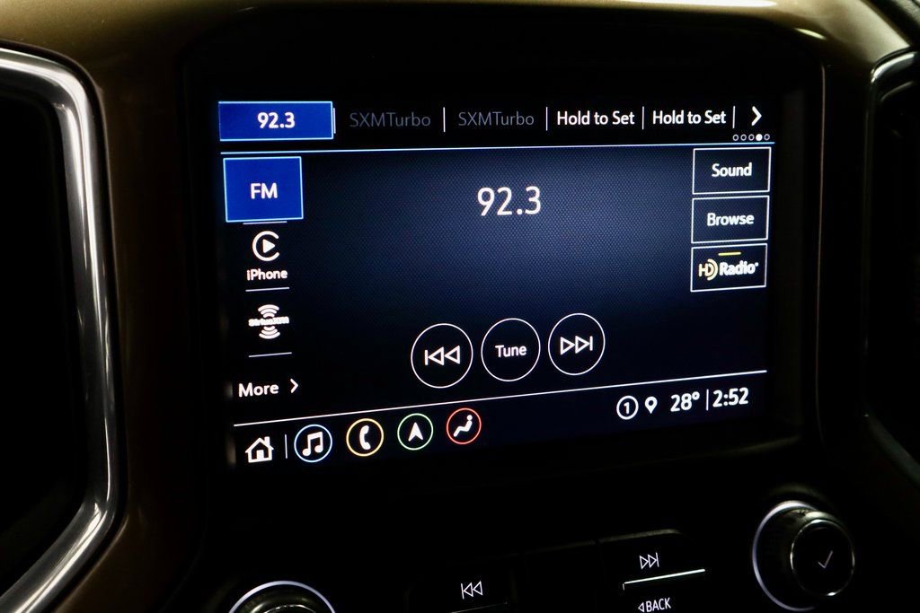 Used 2021 Chevrolet Silverado 3500 High Country image 3