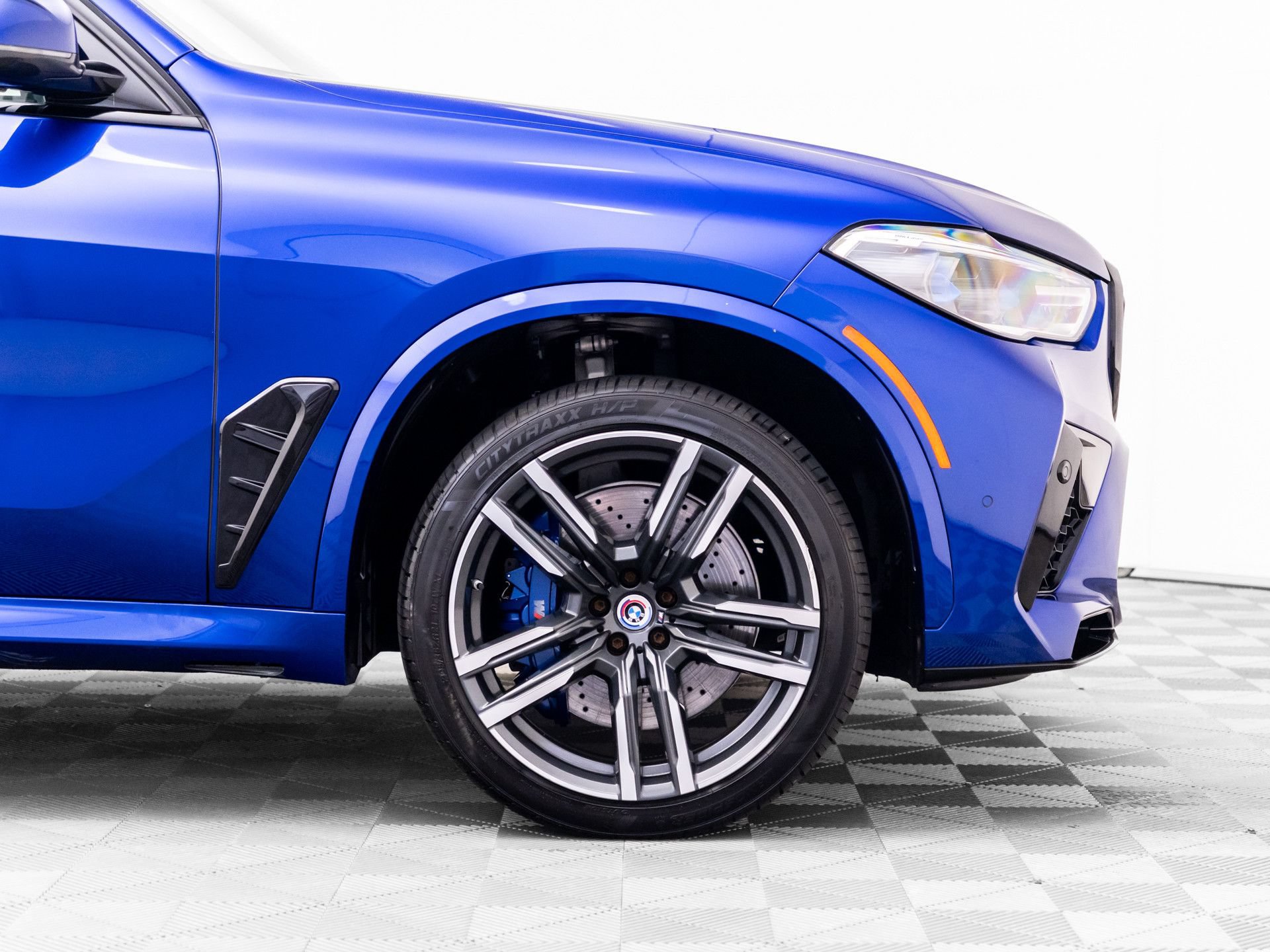 Used 2023 BMW X5 M w/ Executive Package AWD/4WD image 36
