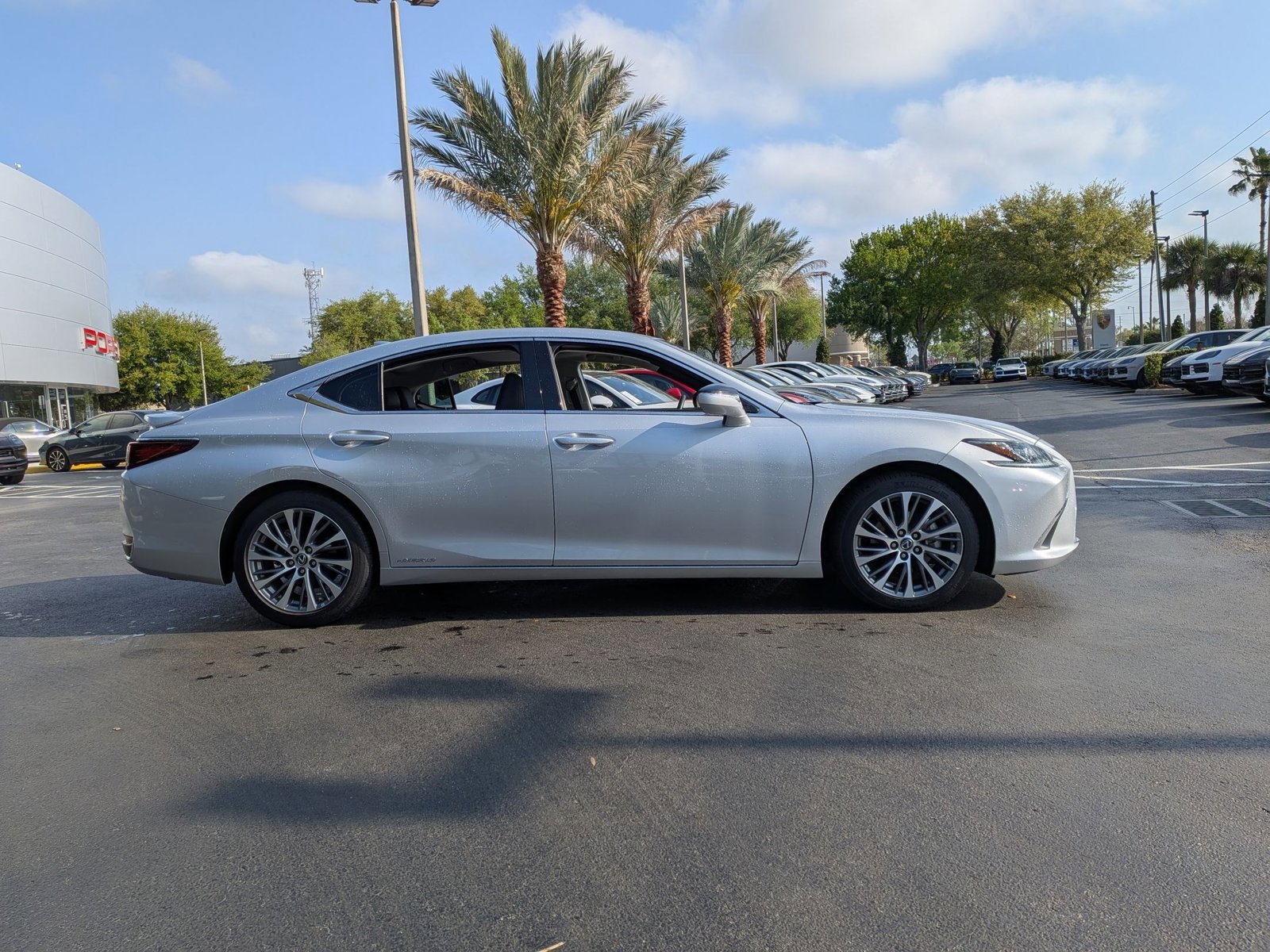 Used 2021 Lexus ES 300h w/ Premium Package image 8