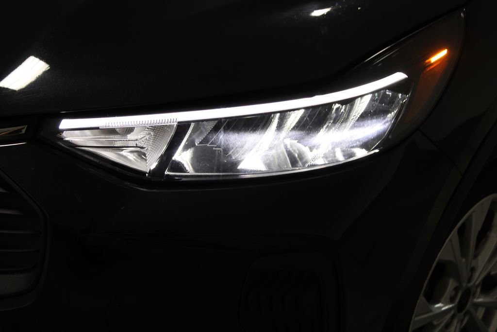 Used 2025 Ford Escape Active image 49