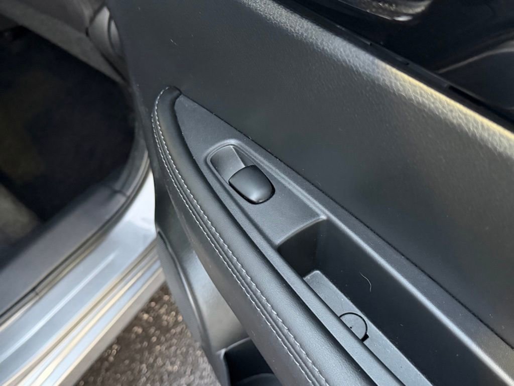 Used 2022 Nissan Rogue Sport SV image 21