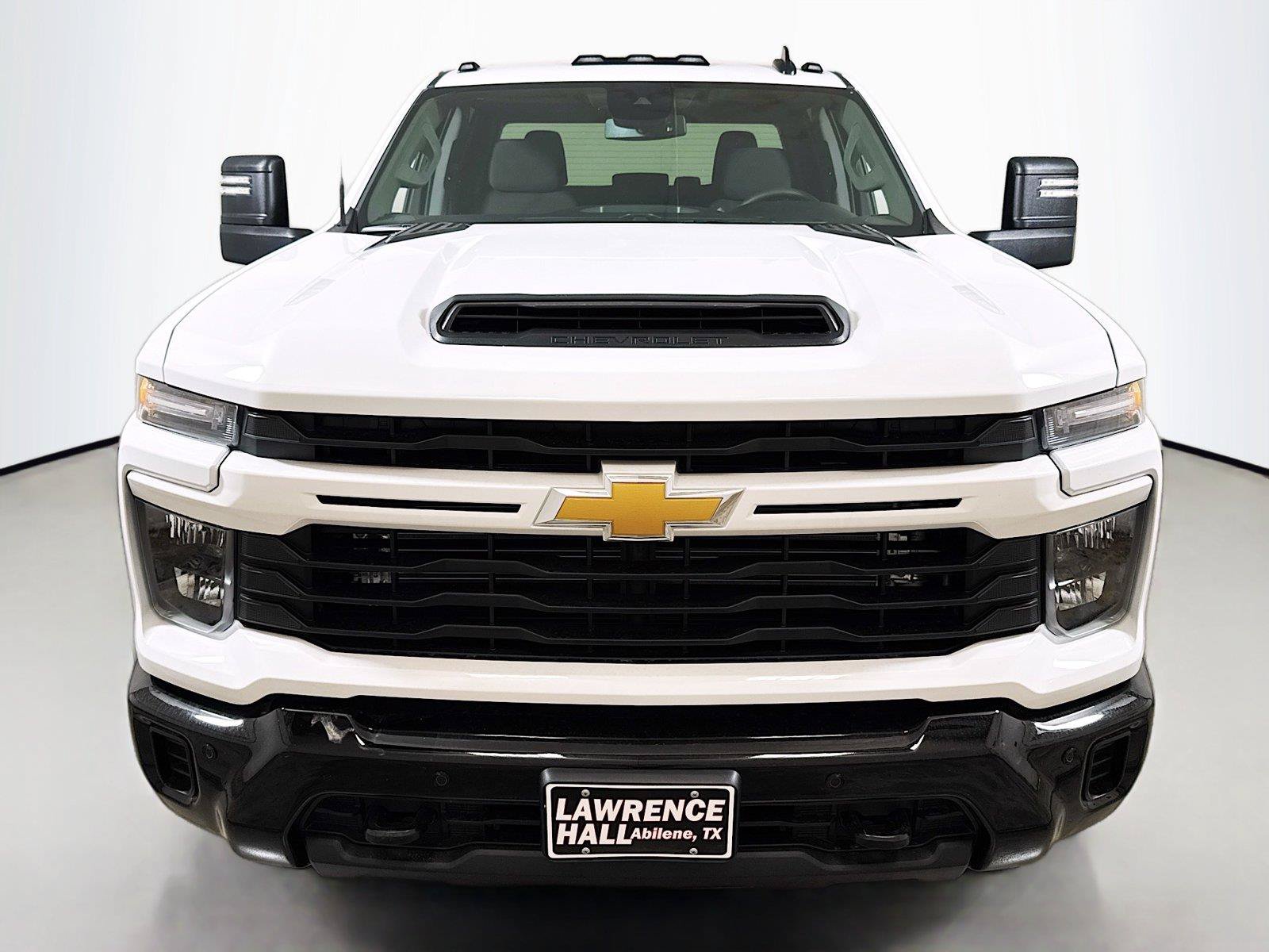 New 2026 Chevrolet Silverado 2500 Custom w/ Custom Value Package AWD/4WD image 2
