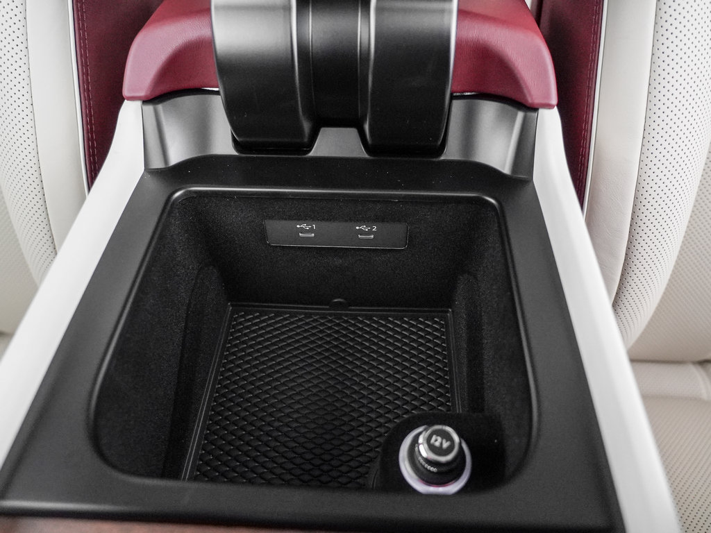 New 2027 Bentley Bentayga AWD/4WD image 25