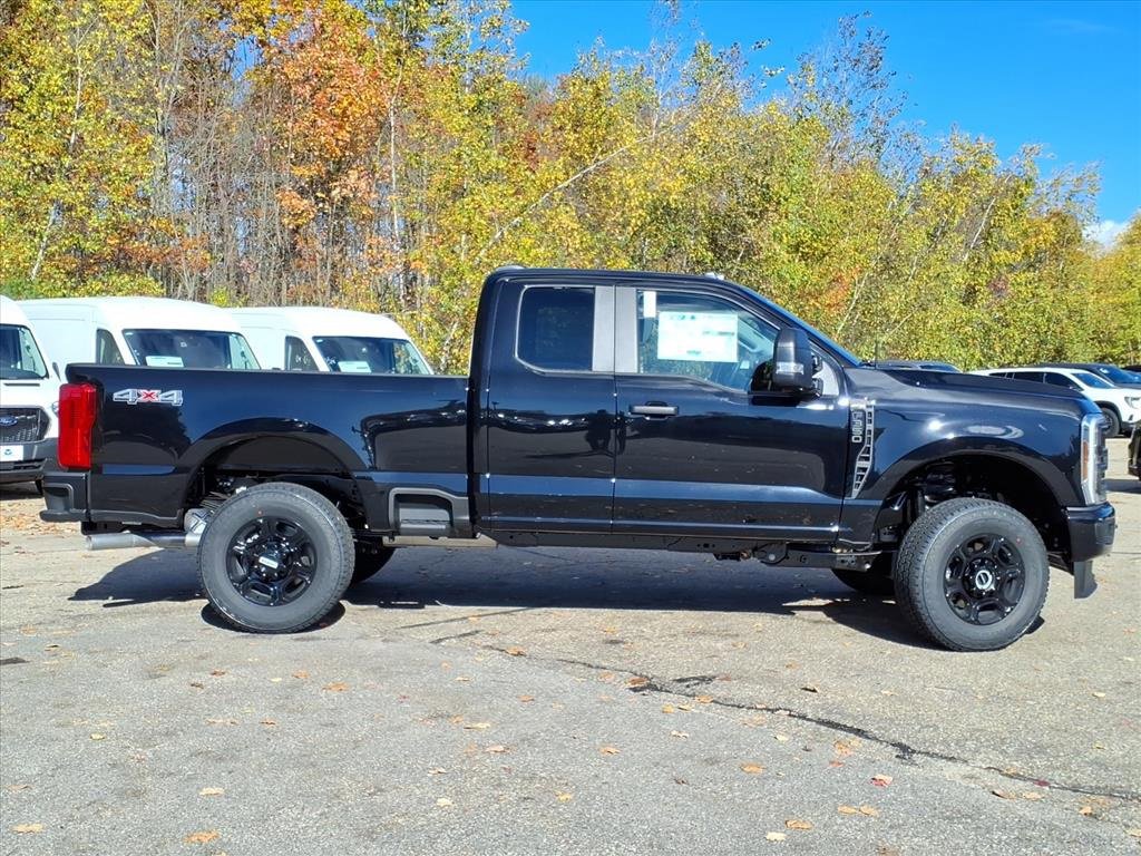 New 2026 Ford F350 XL image 4