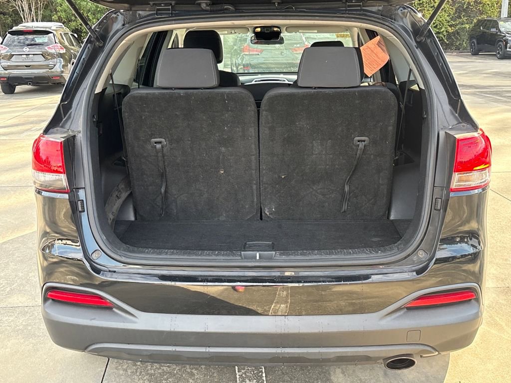 Used 2017 Kia Sorento LX image 29