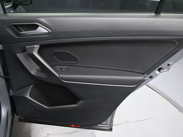 Used 2022 Volkswagen Tiguan S image 30