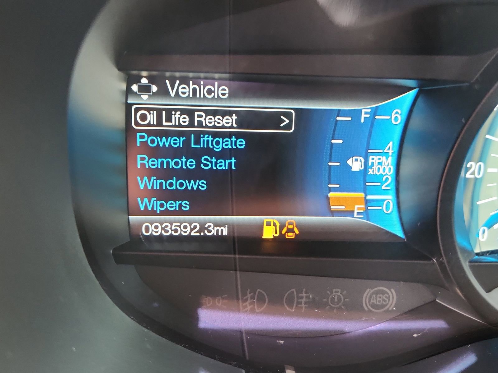 Used 2017 Ford Edge Titanium w/ Equipment Group 302A FWD image 26