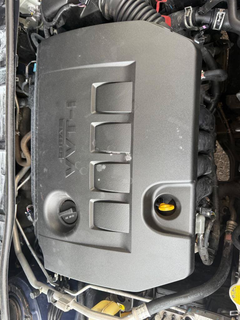 Used 2013 Toyota Corolla L FWD image 35
