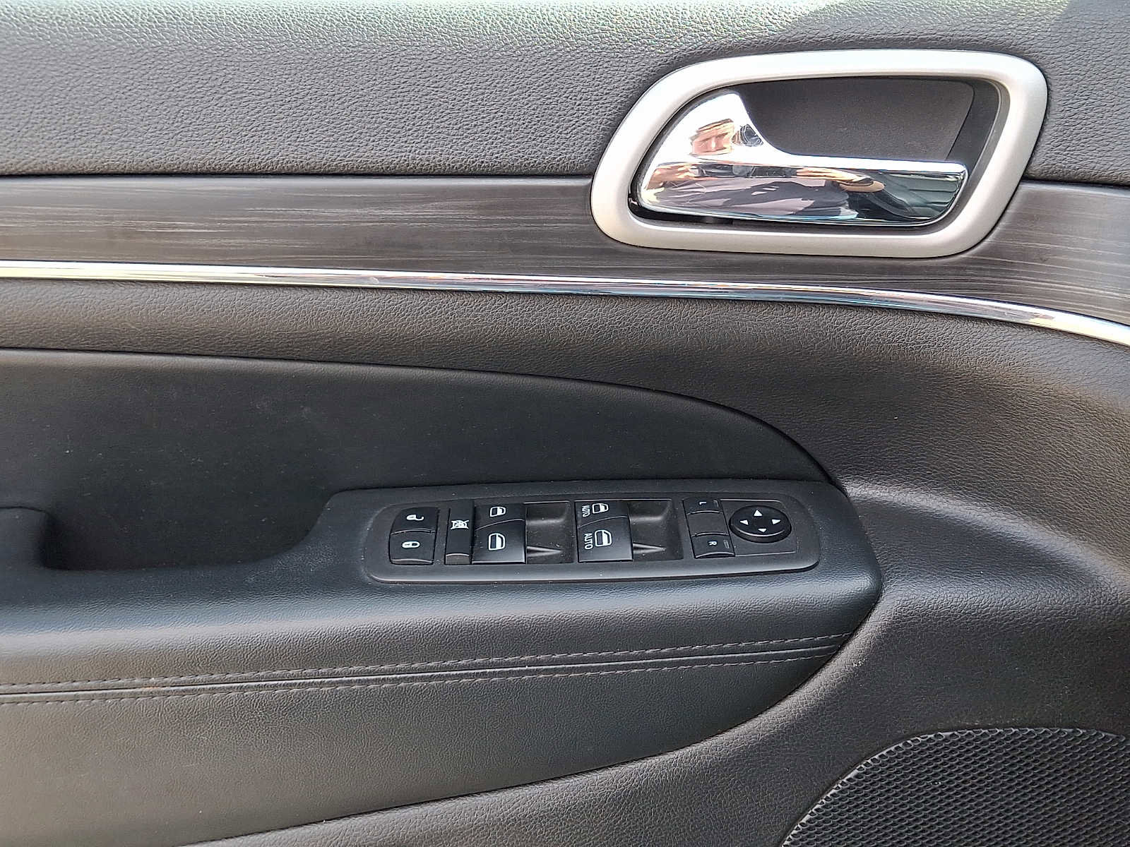 Used 2021 Jeep Grand Cherokee Limited w/ Premium Lighting Group image 15