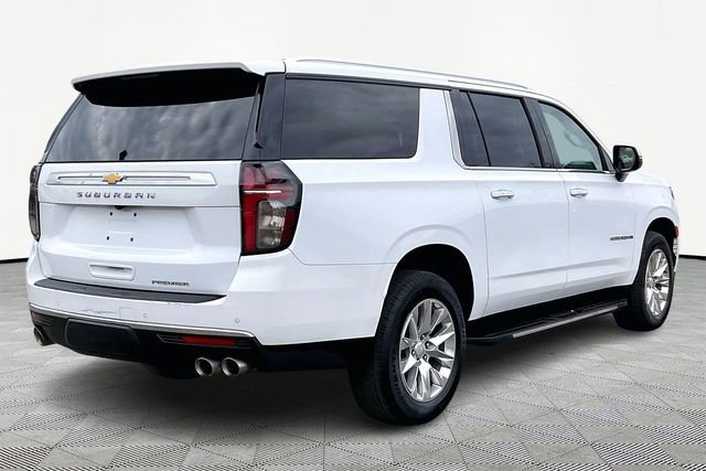 Used 2023 Chevrolet Suburban Premier image 5
