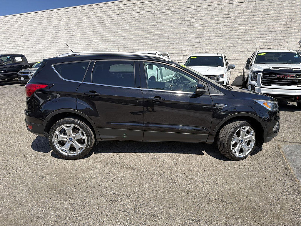 Used 2019 Ford Escape Titanium FWD image 4