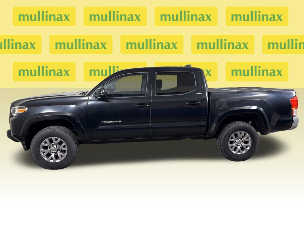 Used 2017 Toyota Tacoma SR5 w/ Tow Package image 12
