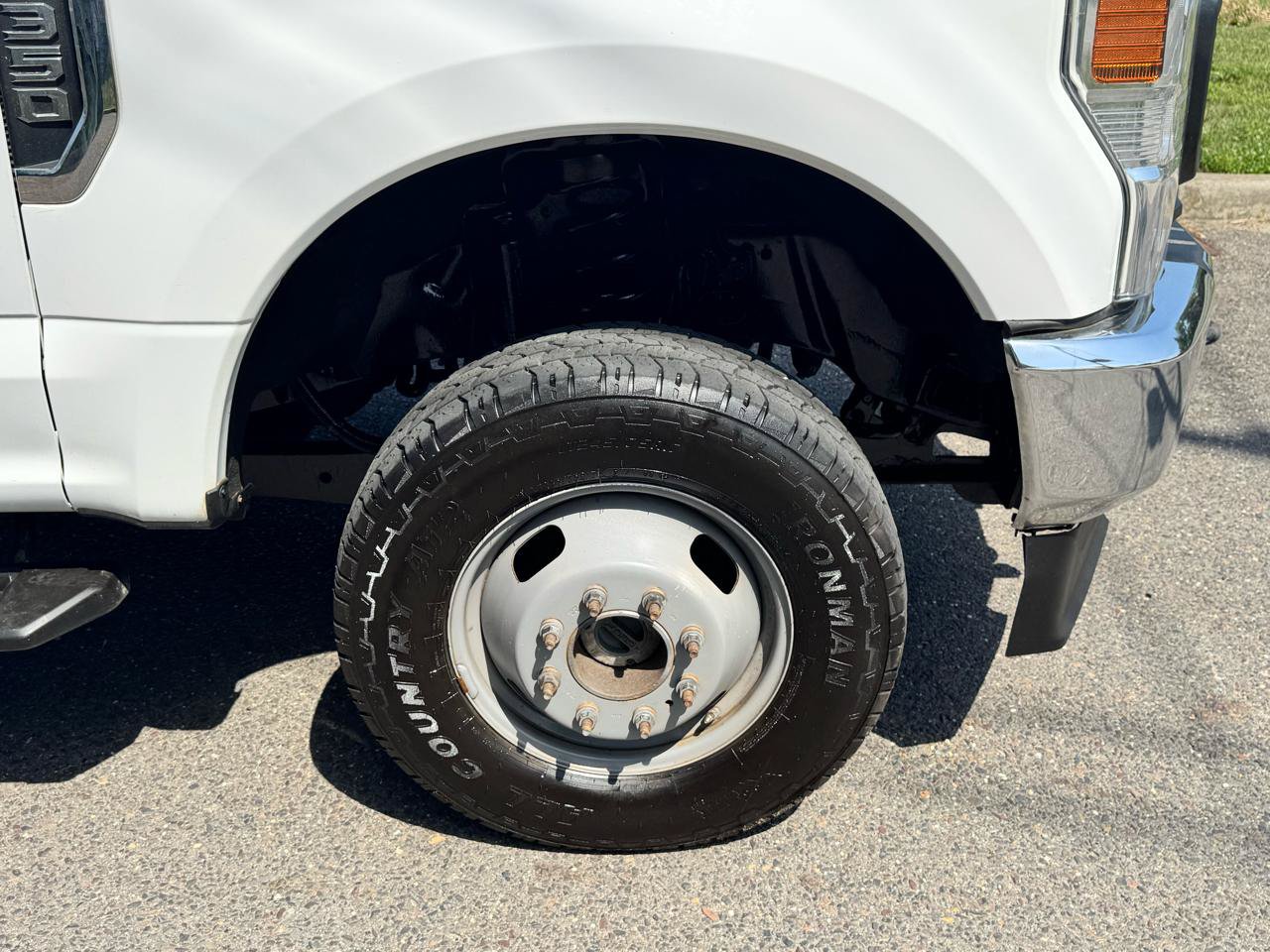Used 2020 Ford F350 XL w/ Power Equipment Group AWD/4WD image 31