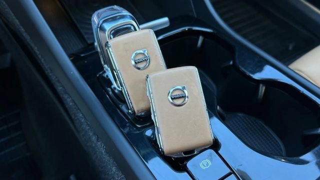 Used 2019 Volvo XC40 T5 Inscription image 46