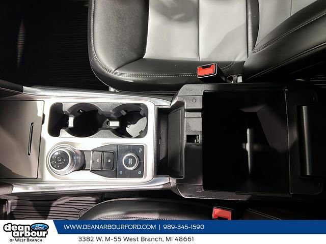 Used 2022 Ford Explorer XLT w/ Equipment Group 202A image 18