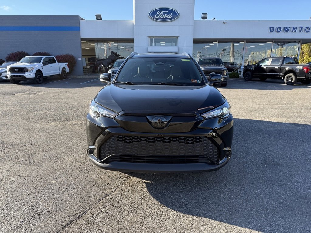 Used 2023 Toyota Corolla Cross SE image 4