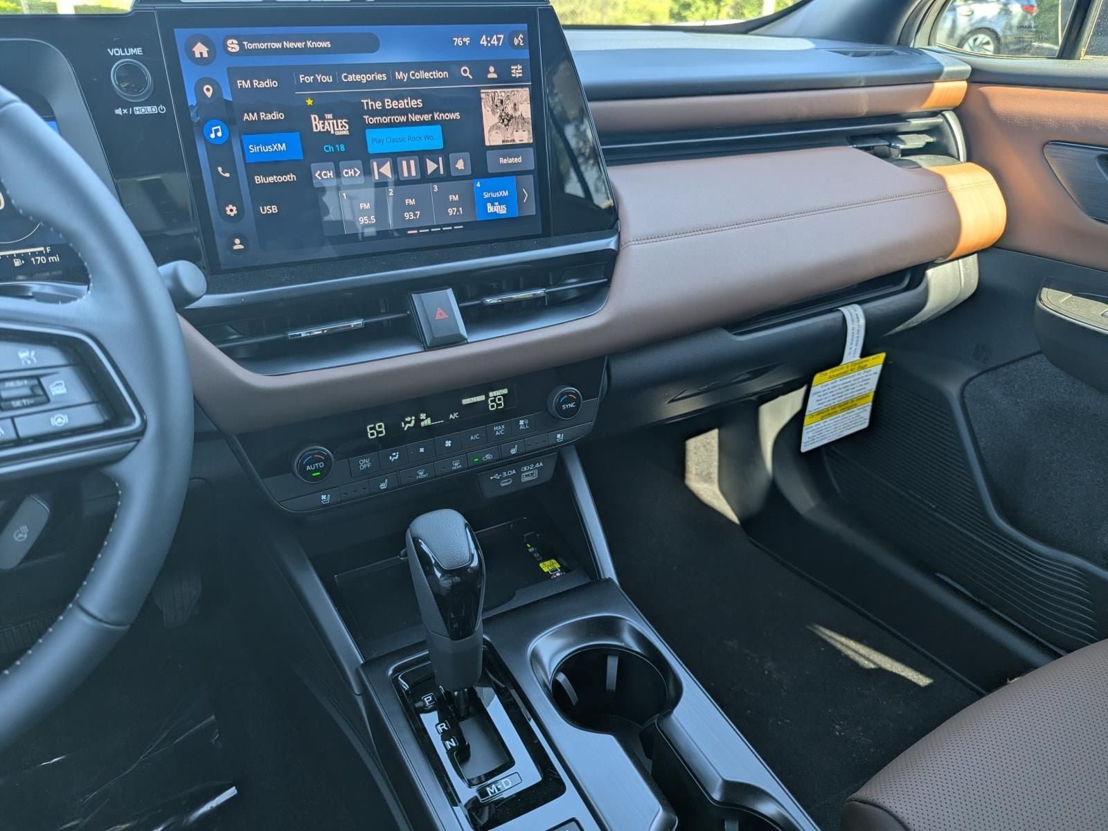 New 2026 Subaru Outback Touring XT AWD/4WD image 19
