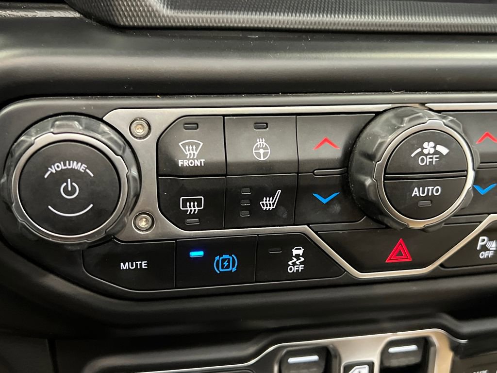 Used 2022 Jeep Wrangler Unlimited Sahara w/ Cold Weather Group image 49