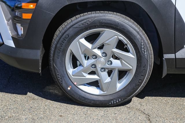 New 2026 Hyundai Kona SE FWD image 11