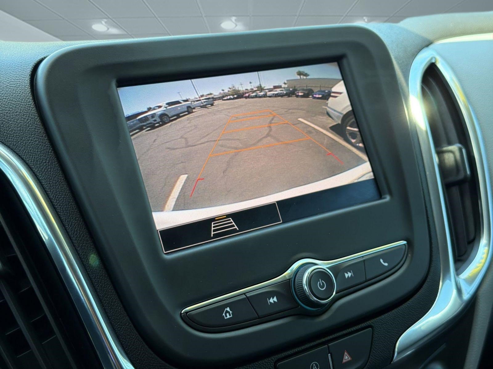 Used 2023 Chevrolet Equinox LS FWD image 23