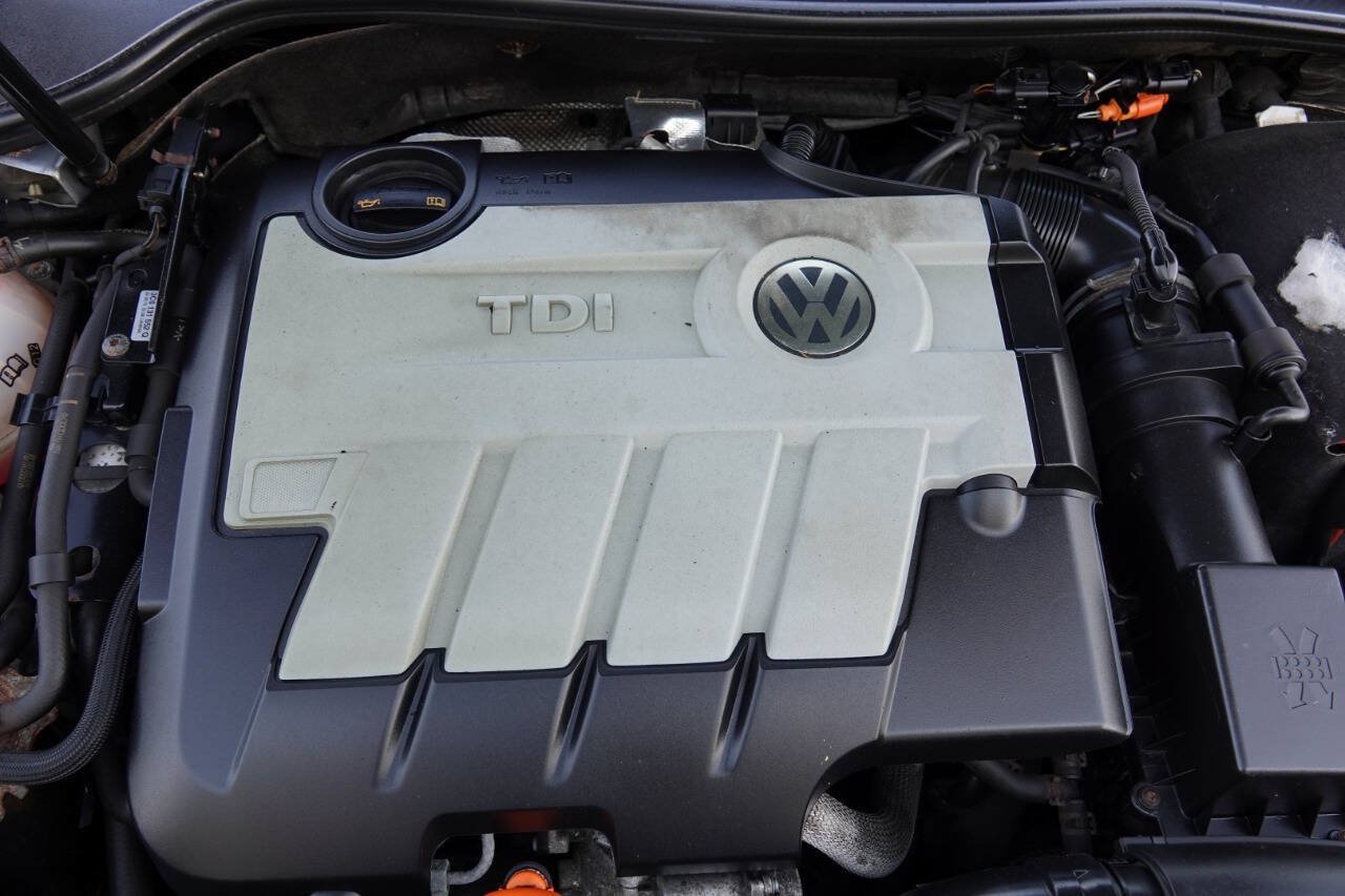 Used 2011 Volkswagen Golf TDI FWD image 83