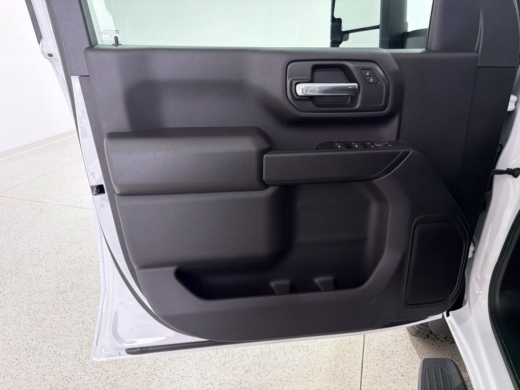 New 2026 Chevrolet Silverado 2500 Custom w/ Custom Value Package AWD/4WD image 19