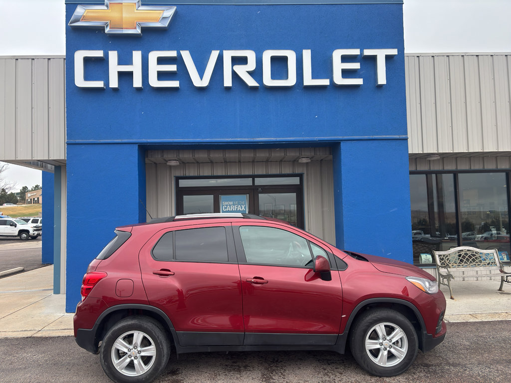Used 2022 Chevrolet Trax LT w/ LT Convenience Package image 5